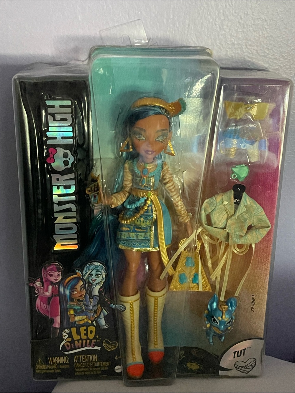 G3 Cleo DeNile Core Doll